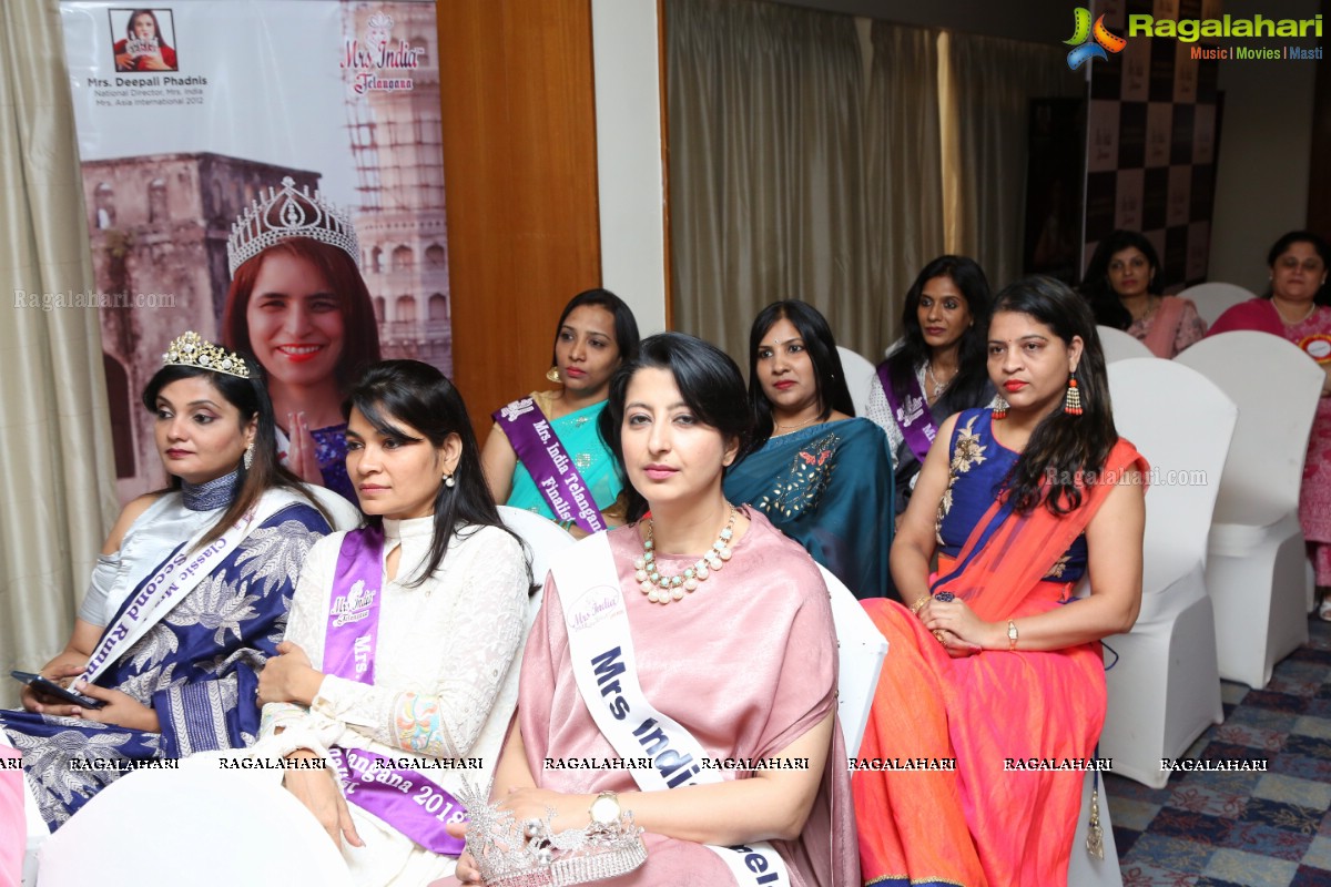 Mrs India Telangana Pre-Audition Press Meet at Turquoise Hall, Marriott 