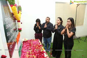 Sanjana Anne & Team Pay Candlelight Tribute To CRPF Soldiers