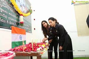 Sanjana Anne & Team Pay Candlelight Tribute To CRPF Soldiers