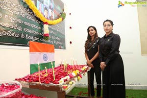 Sanjana Anne & Team Pay Candlelight Tribute To CRPF Soldiers