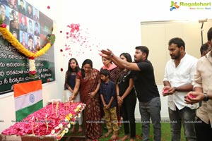 Sanjana Anne & Team Pay Candlelight Tribute To CRPF Soldiers