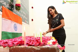 Sanjana Anne & Team Pay Candlelight Tribute To CRPF Soldiers