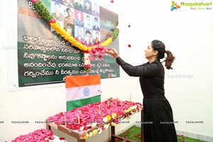 Sanjana Anne & Team Pay Candlelight Tribute To CRPF Soldiers