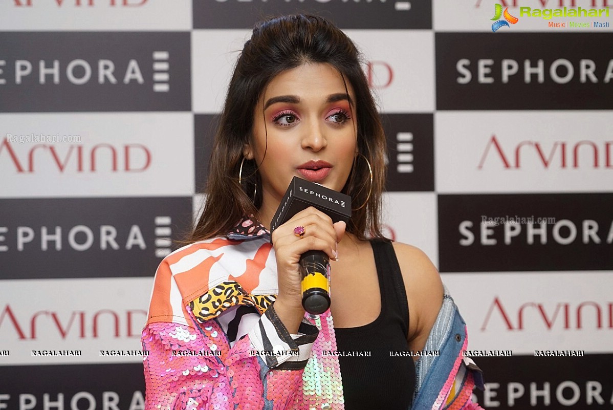 Nidhhi Agerwal Launches Sephora 1st Store in Hyderabad at Forum Mall   