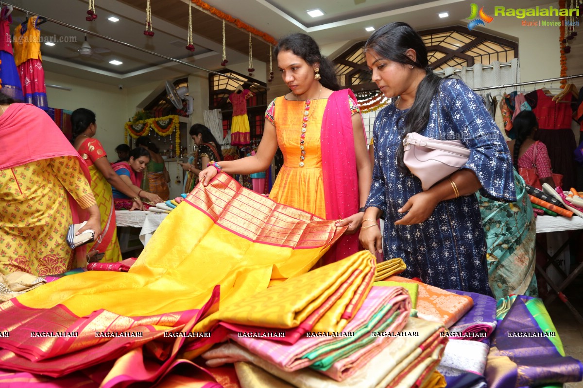 Suneetha Designer Boutique Anniversary Exhibition & Sale at Avanthi Nagar, Hyderguda, Hyderabad