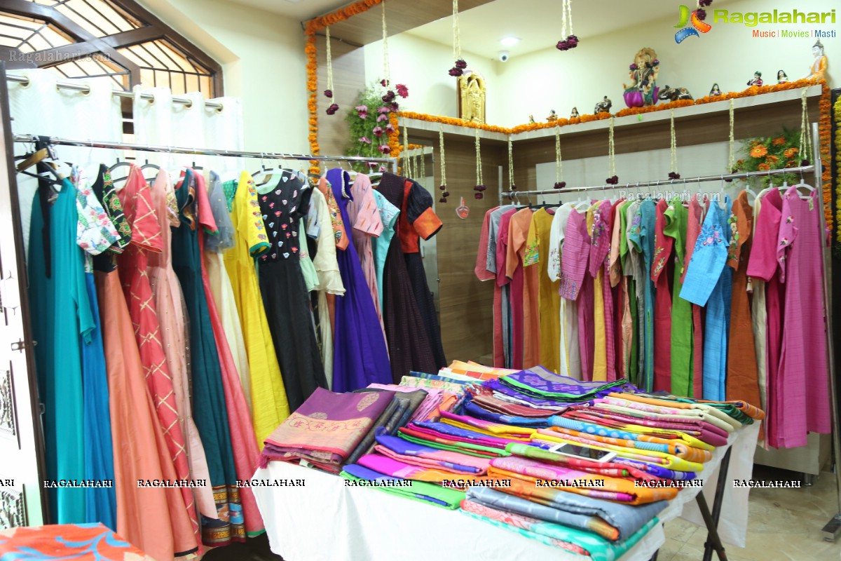 Suneetha Designer Boutique Anniversary Exhibition & Sale at Avanthi Nagar, Hyderguda, Hyderabad