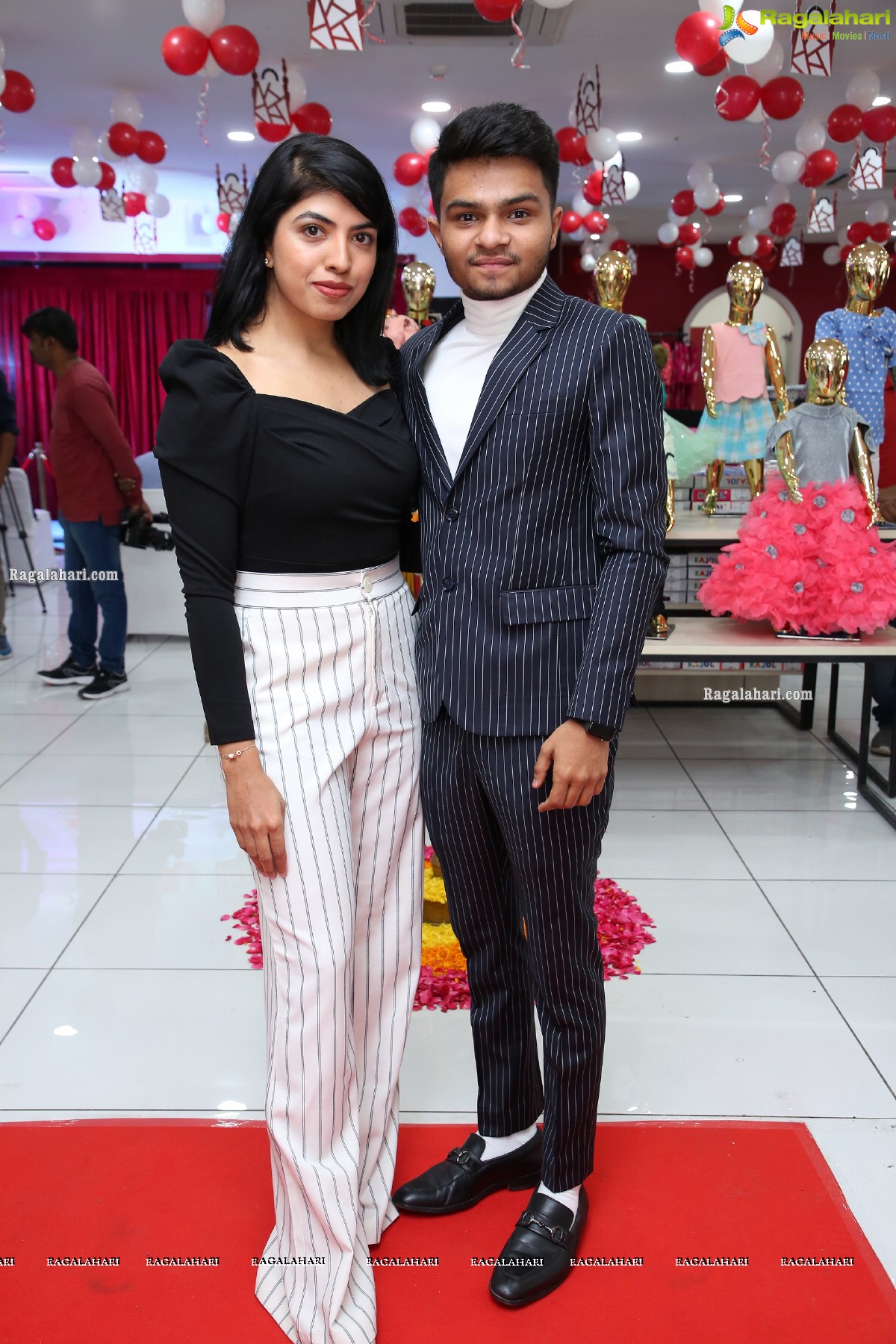 Bazaar Hyderabad Launch by Catherine Tresa at Putlibowli