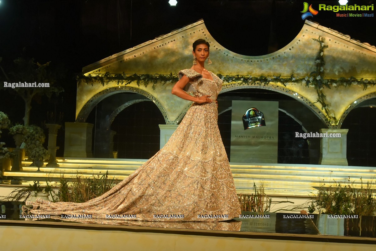 Blenders Pride Fashion Tour 15th Edition with Manish Malhotra at HICC