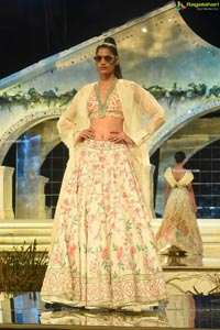 Blenders Pride Fashion Tour with Manish Malhotra