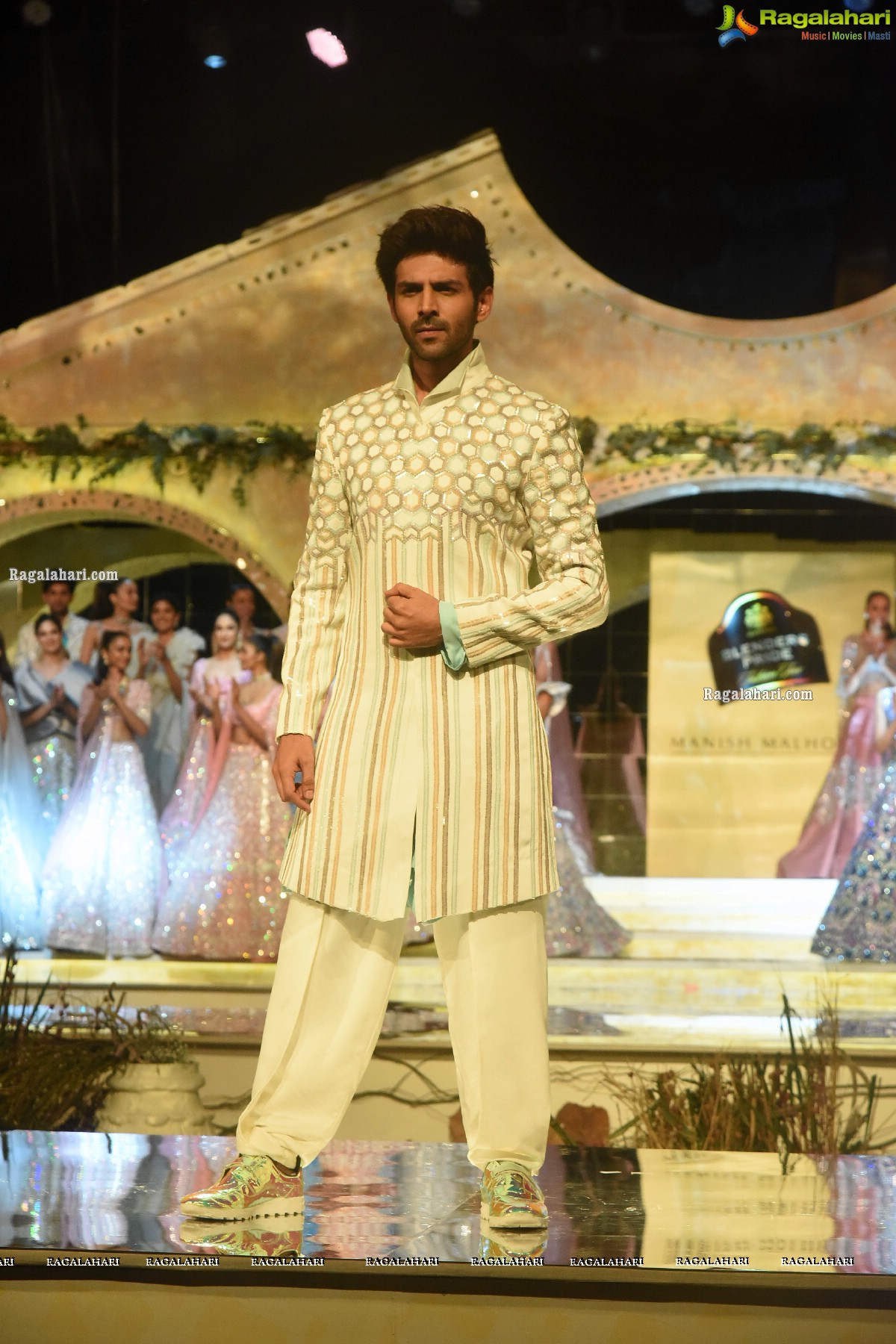 Blenders Pride Fashion Tour 15th Edition with Manish Malhotra at HICC