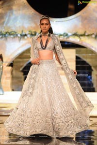 Blenders Pride Fashion Tour with Manish Malhotra