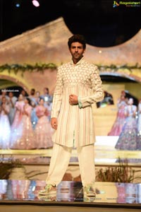 Blenders Pride Fashion Tour with Manish Malhotra