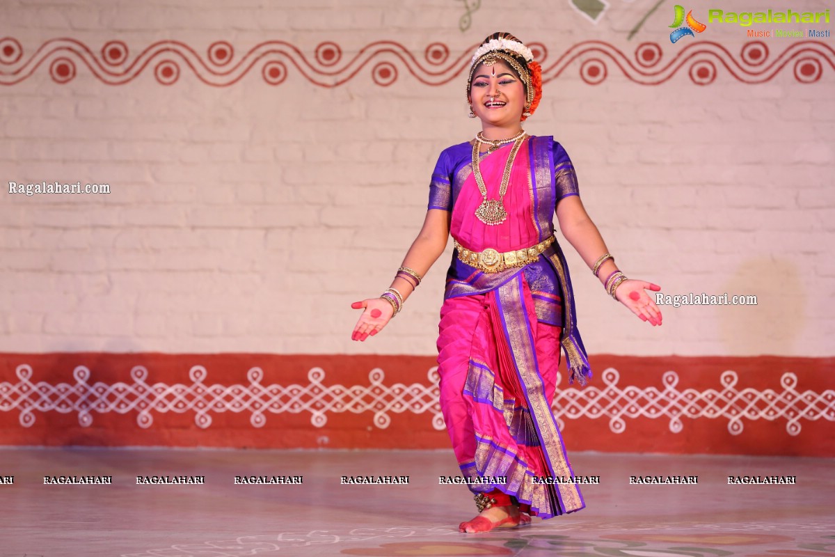 Chinmayi Nrityalaya Students' Kuchipudi Dance Performance at Shiplaramam 