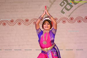 Chinmayi Nrityalaya Students' Kuchipudi Dance Performance