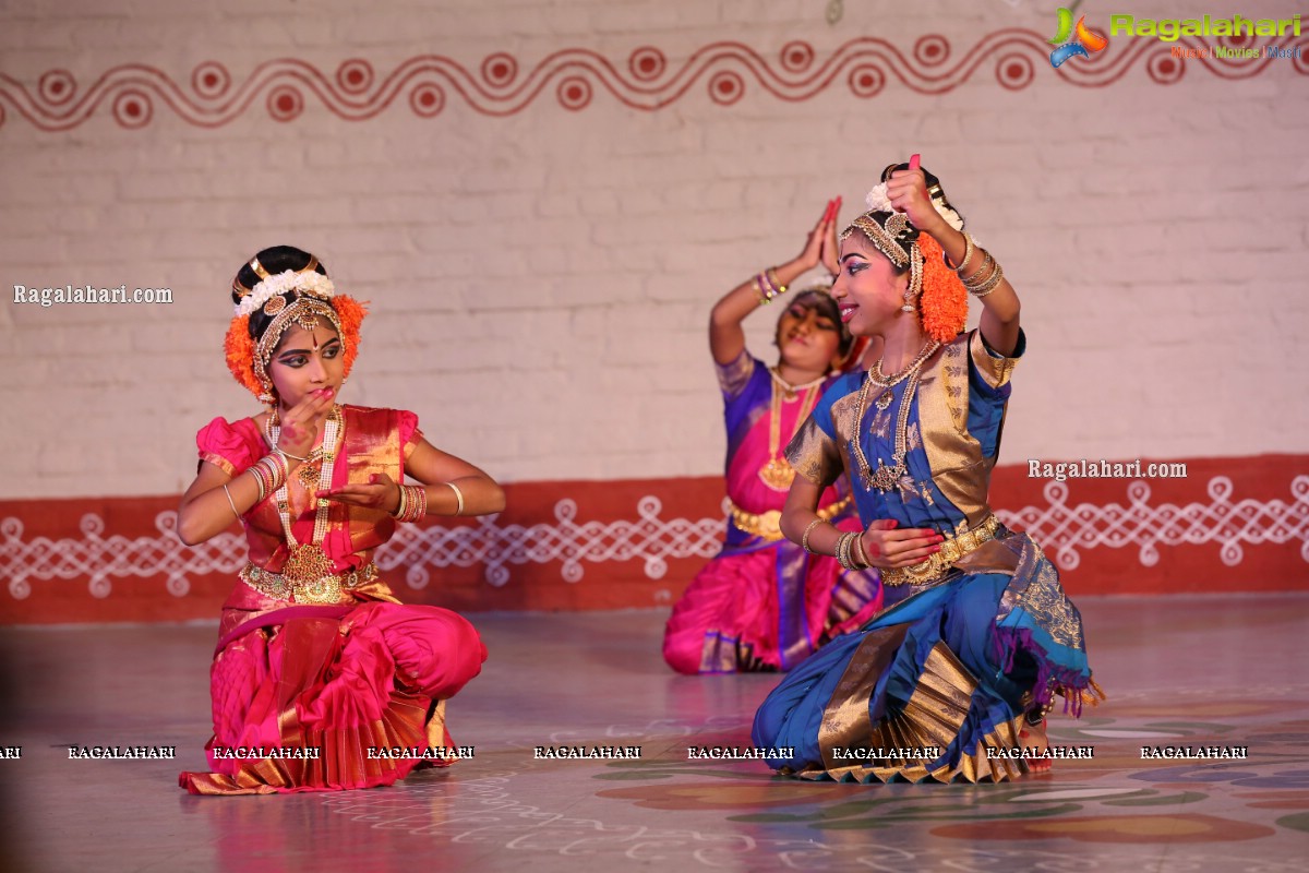 Chinmayi Nrityalaya Students' Kuchipudi Dance Performance at Shiplaramam 