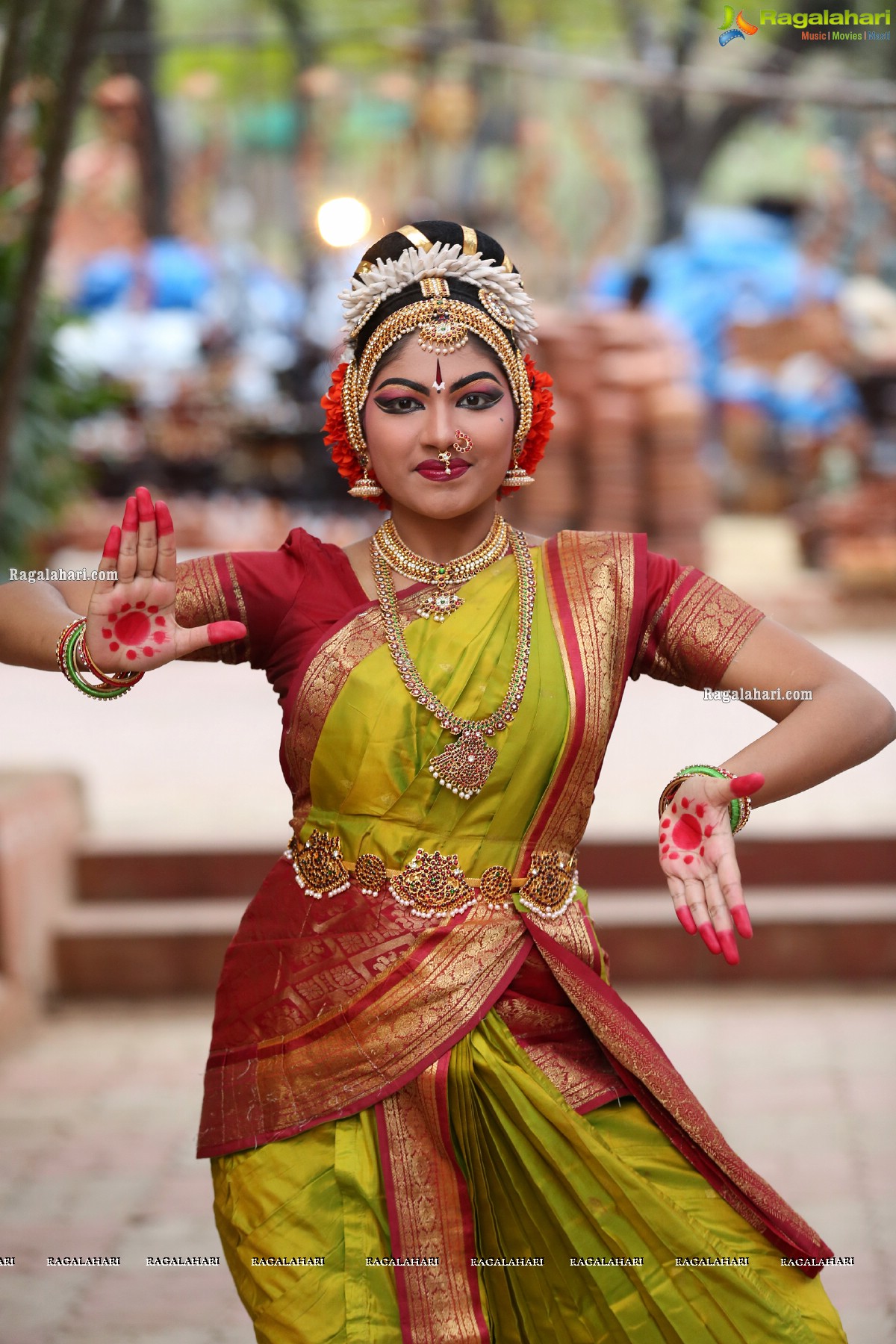 Chinmayi Nrityalaya Students' Kuchipudi Dance Performance at Shiplaramam 