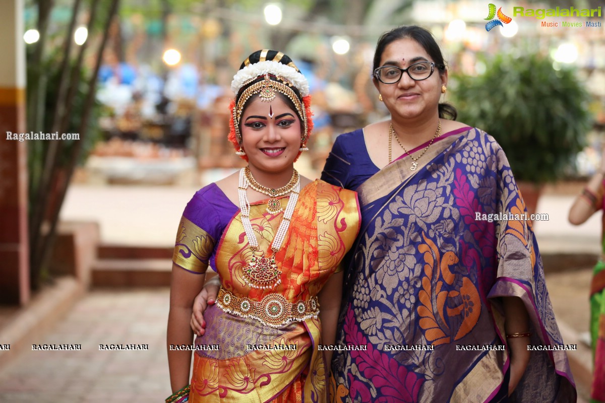 Chinmayi Nrityalaya Students' Kuchipudi Dance Performance at Shiplaramam 