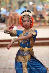 Chinmayi Nrityalaya Students' Kuchipudi Dance Performance