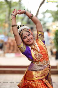 Chinmayi Nrityalaya Students' Kuchipudi Dance Performance