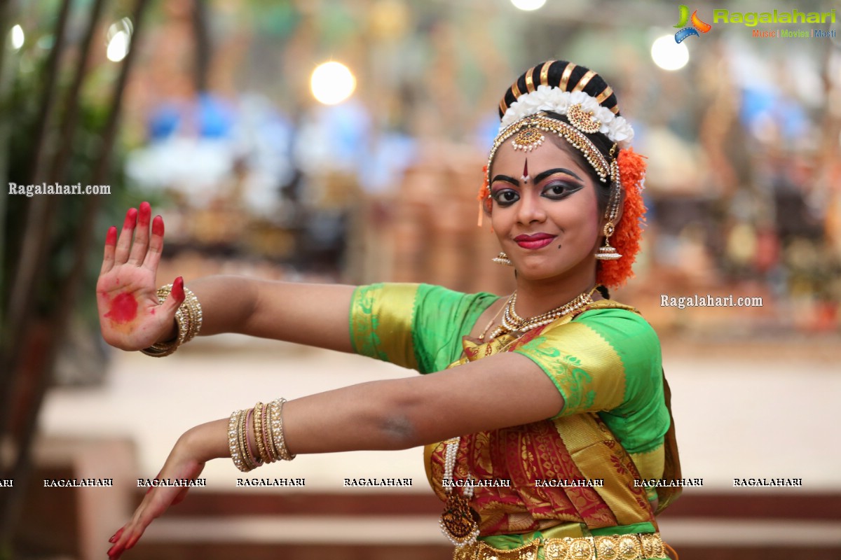 Chinmayi Nrityalaya Students' Kuchipudi Dance Performance at Shiplaramam 