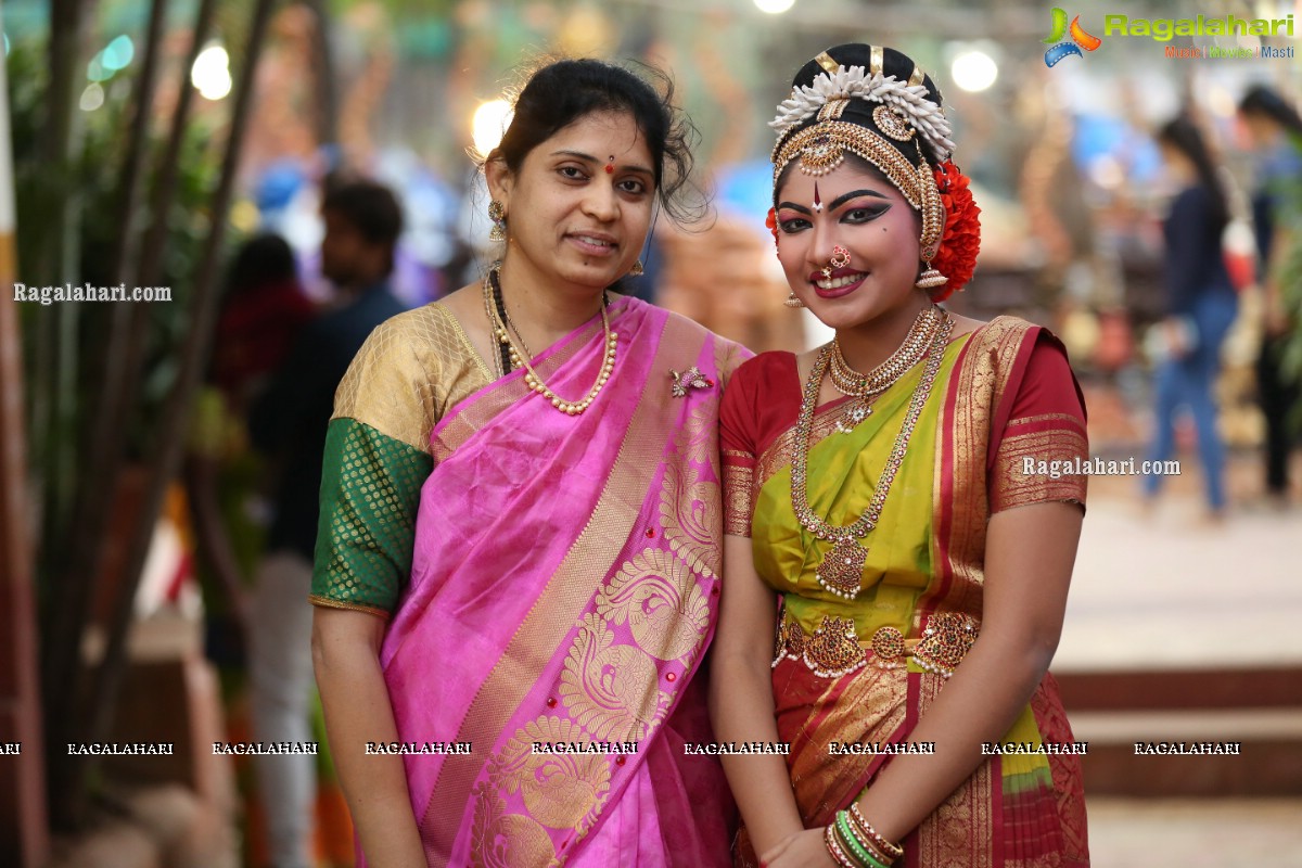 Chinmayi Nrityalaya Students' Kuchipudi Dance Performance at Shiplaramam 