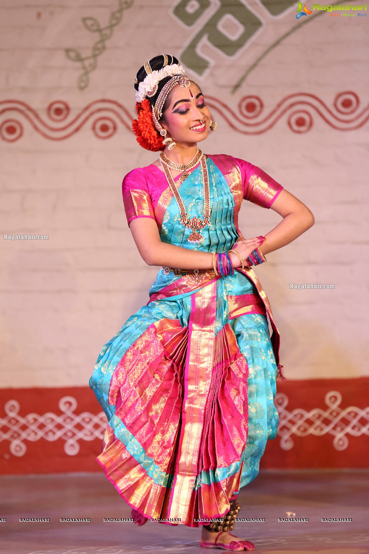 Chinmayi Nrityalaya Students' Kuchipudi Dance Performance at Shiplaramam 