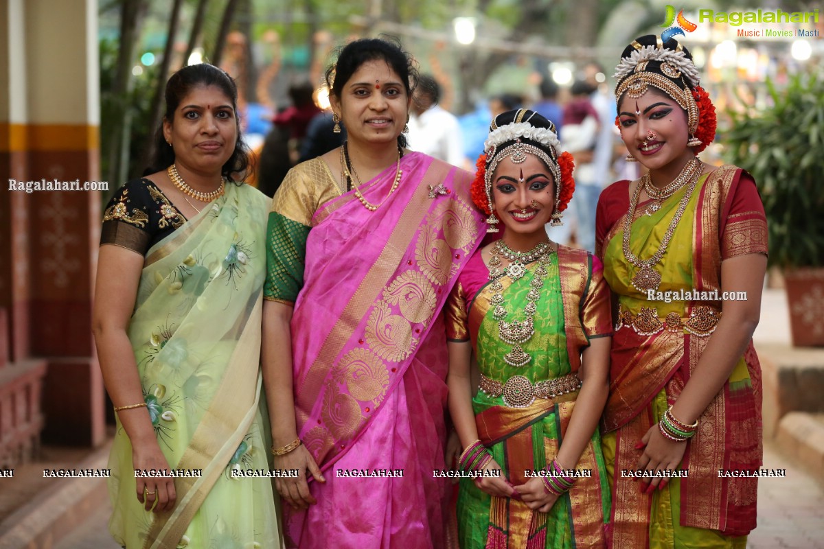 Chinmayi Nrityalaya Students' Kuchipudi Dance Performance at Shiplaramam 