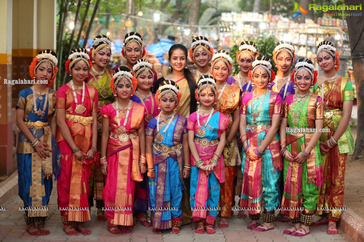 Chinmayi Nrityalaya Students' Kuchipudi Dance Performance at Shiplaramam 