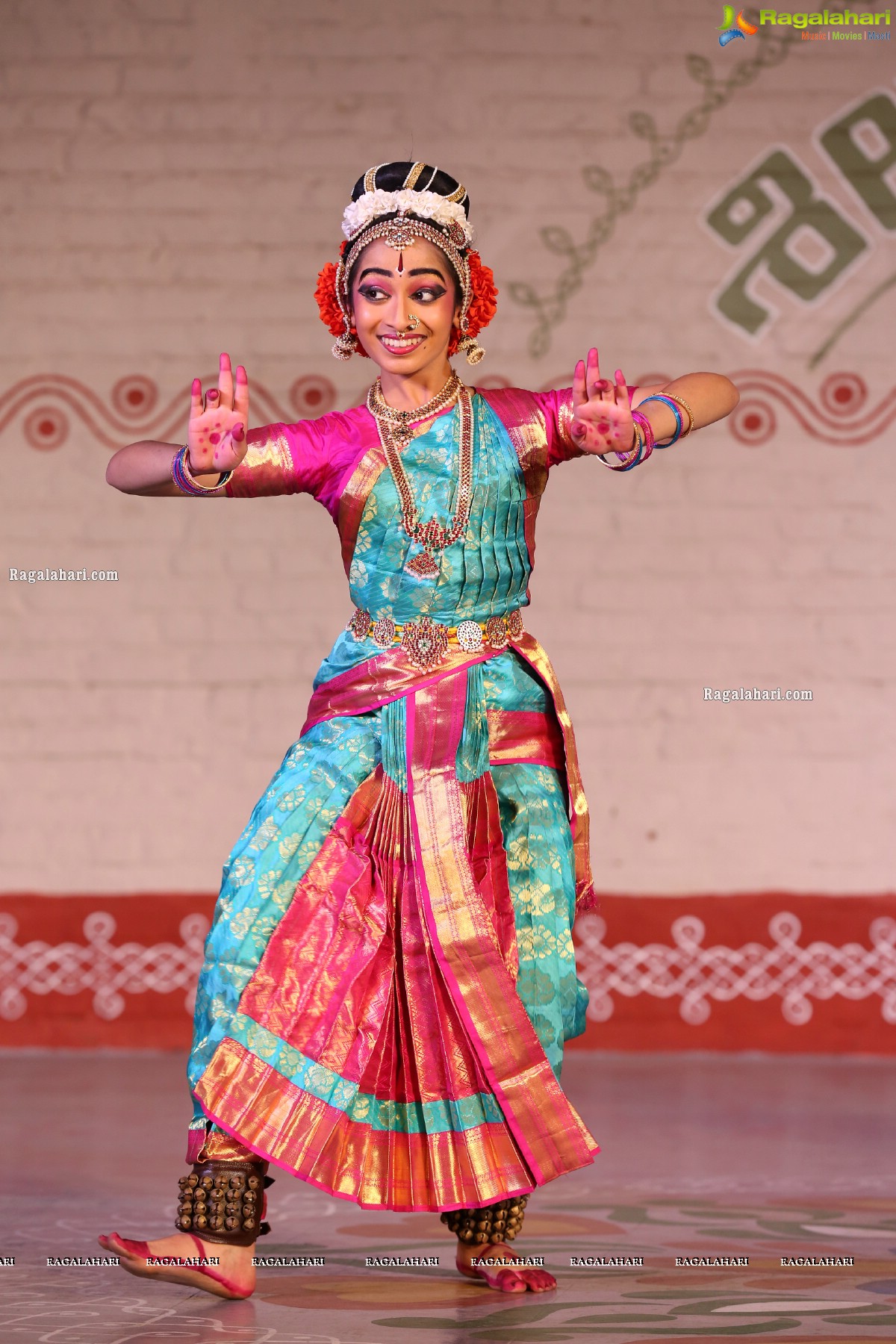 Chinmayi Nrityalaya Students' Kuchipudi Dance Performance at Shiplaramam 