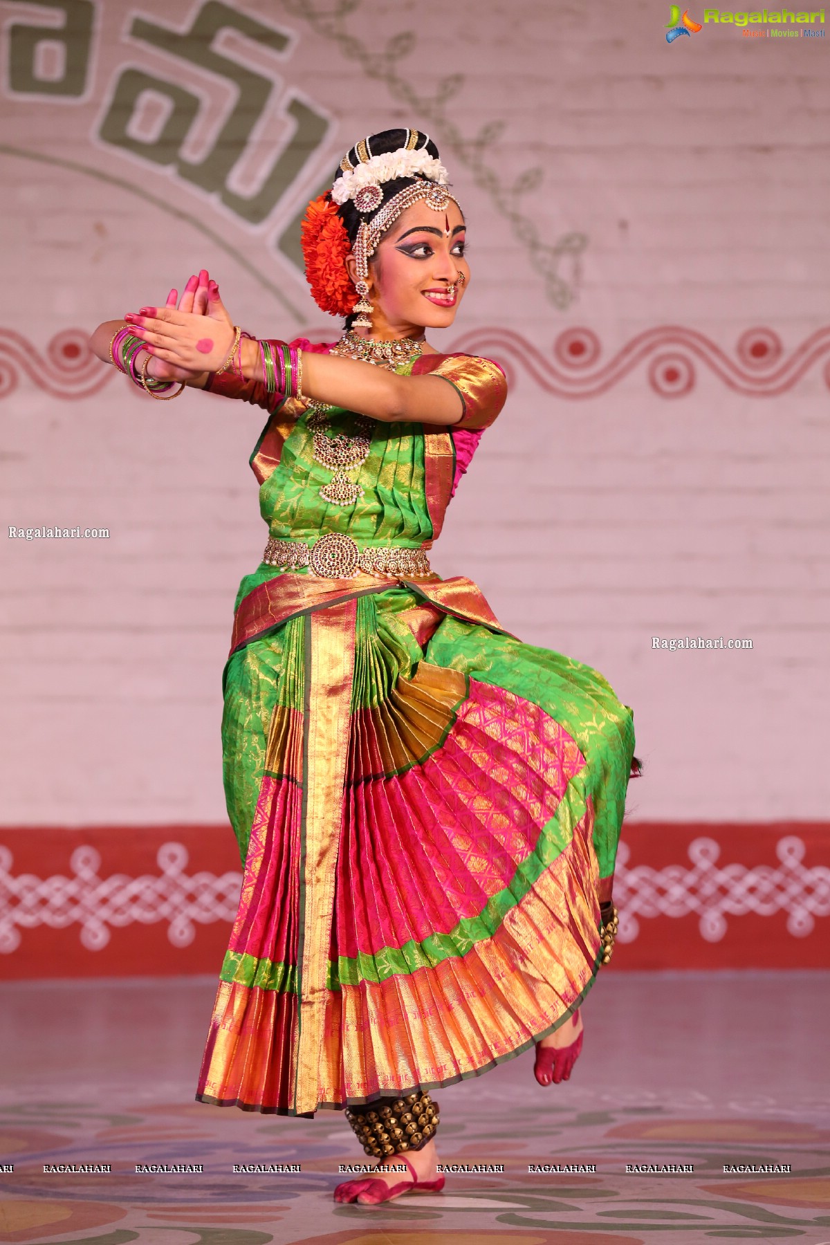 Chinmayi Nrityalaya Students' Kuchipudi Dance Performance at Shiplaramam 