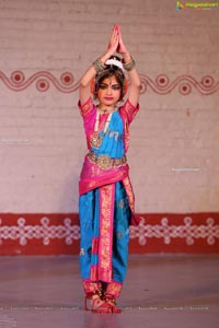 Chinmayi Nrityalaya Students' Kuchipudi Dance Performance