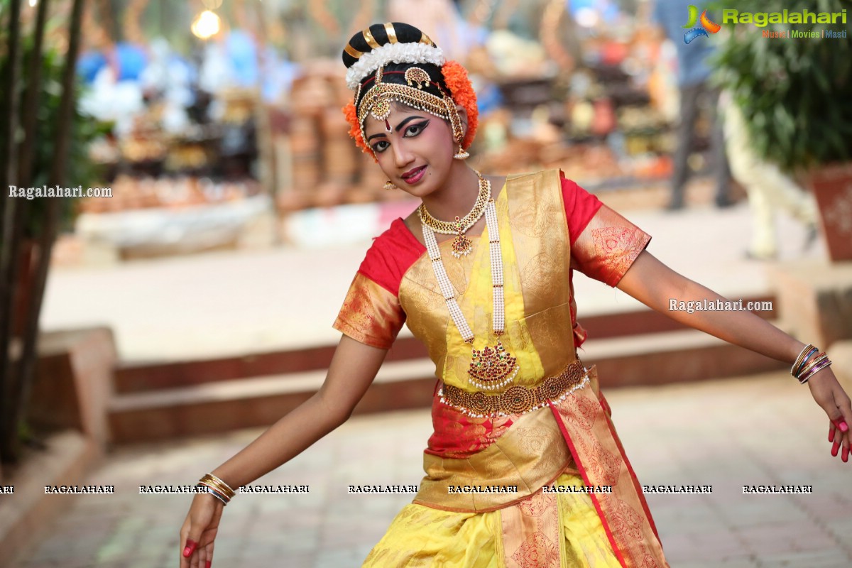 Chinmayi Nrityalaya Students' Kuchipudi Dance Performance at Shiplaramam 