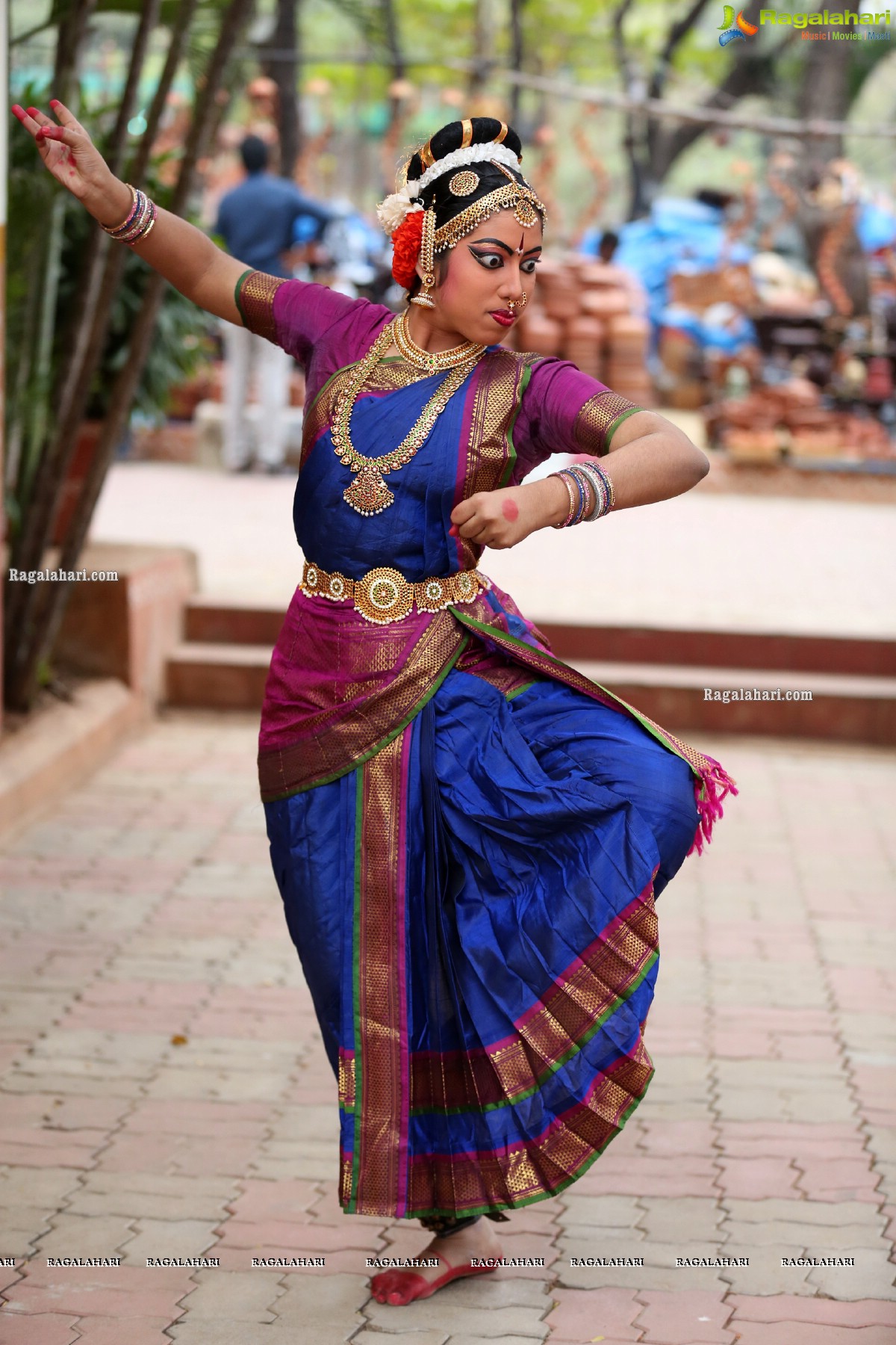 Chinmayi Nrityalaya Students' Kuchipudi Dance Performance at Shiplaramam 