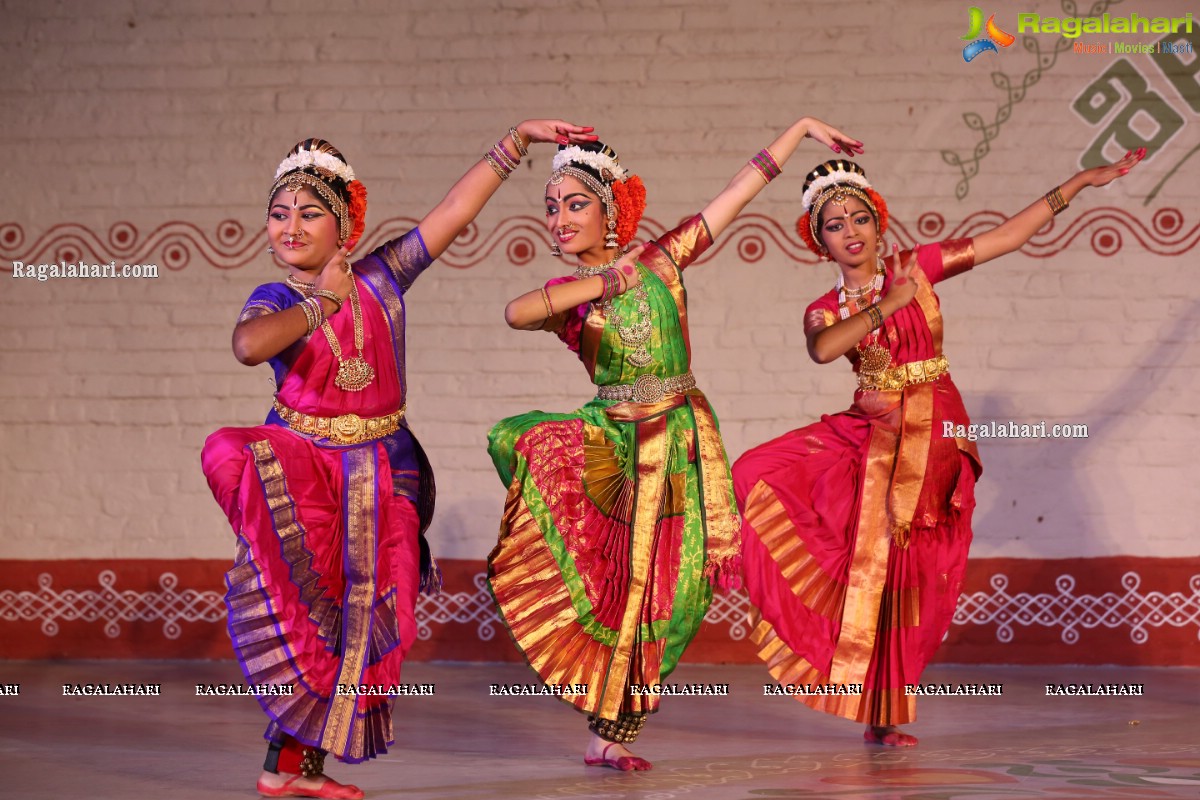 Chinmayi Nrityalaya Students' Kuchipudi Dance Performance at Shiplaramam 