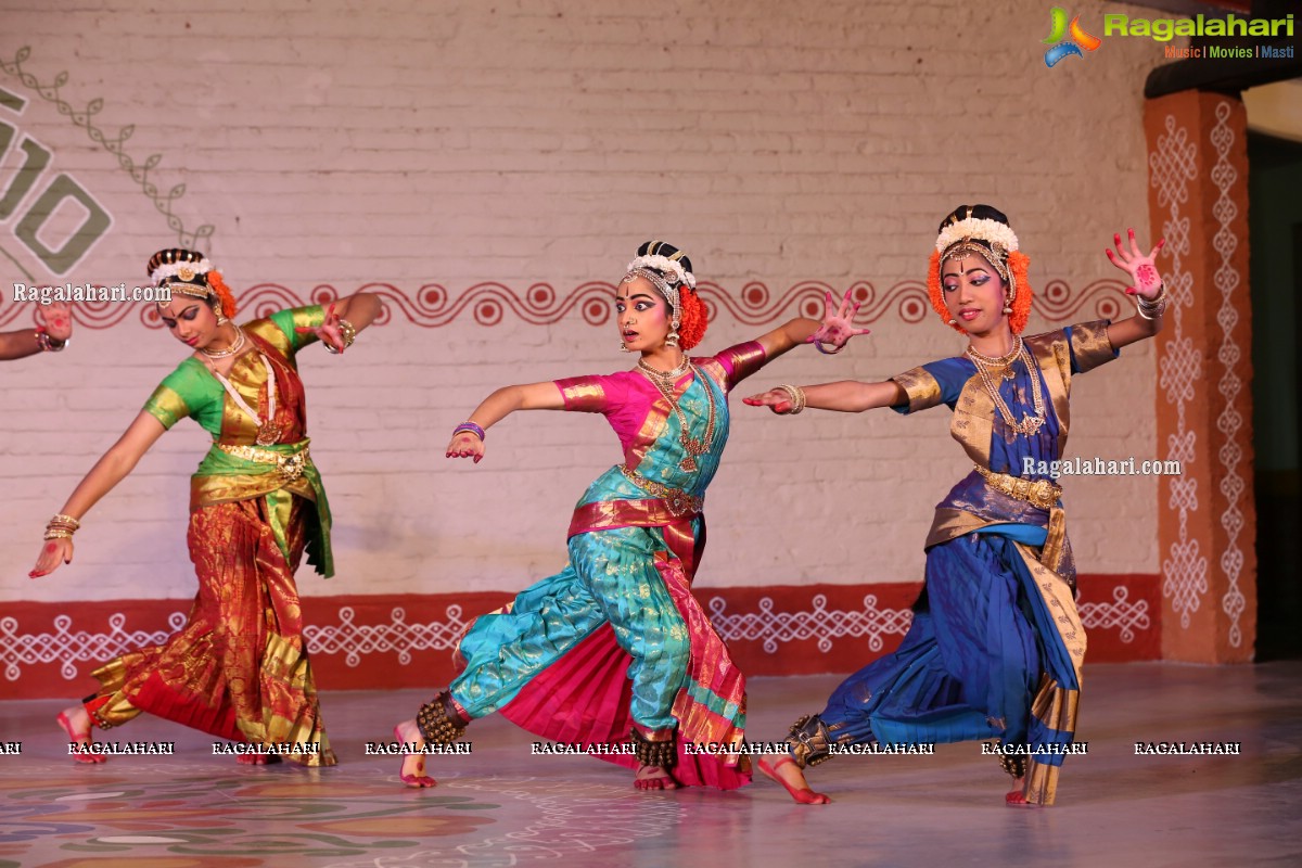 Chinmayi Nrityalaya Students' Kuchipudi Dance Performance at Shiplaramam 