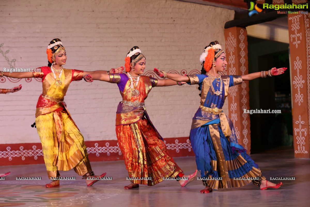 Chinmayi Nrityalaya Students' Kuchipudi Dance Performance at Shiplaramam 