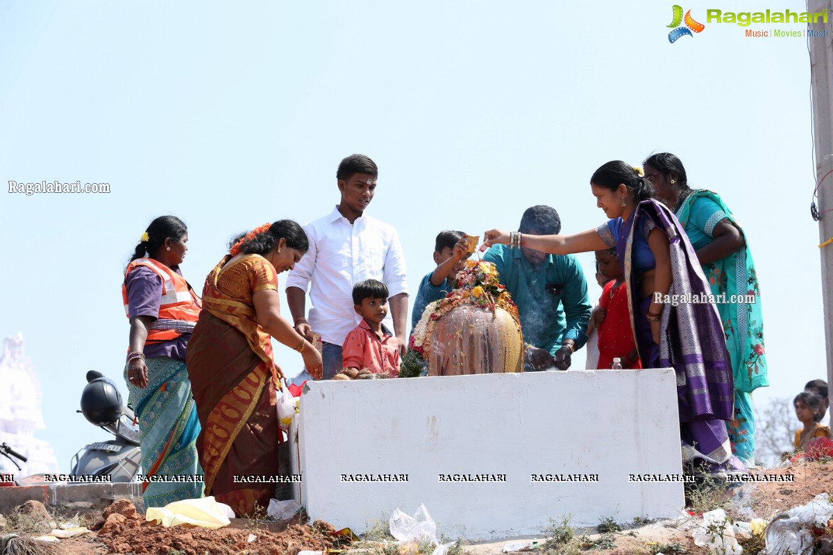 Maha Shivaratri Celebrations at Keesaragutta Sri Ramalingeshwara Swamy Temple, Hyderabad