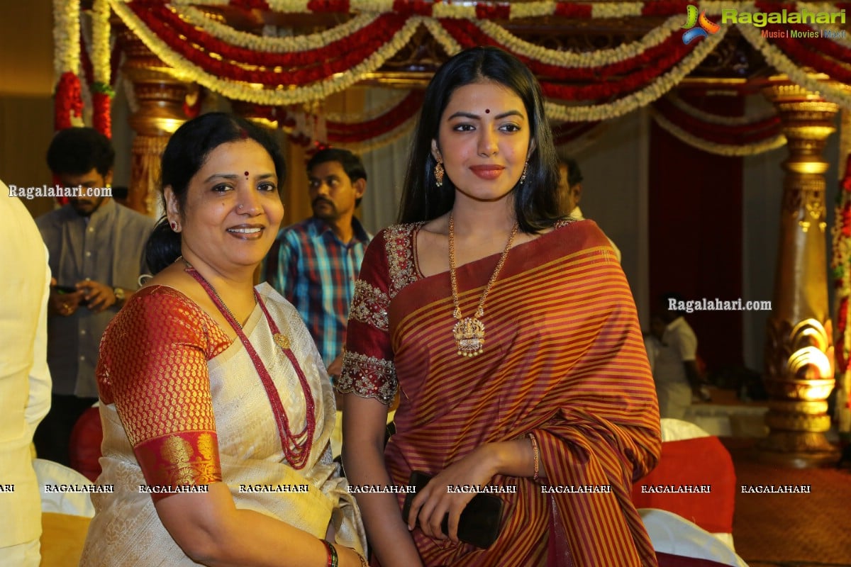 Kodi Ramakrishna's Youngest Daughter Pravalika And Mahesh Wedding