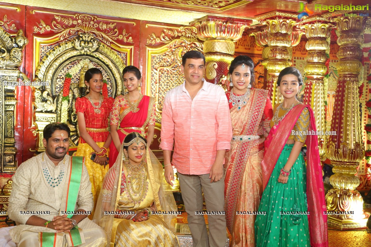 Kodi Ramakrishna's Youngest Daughter Pravalika And Mahesh Wedding