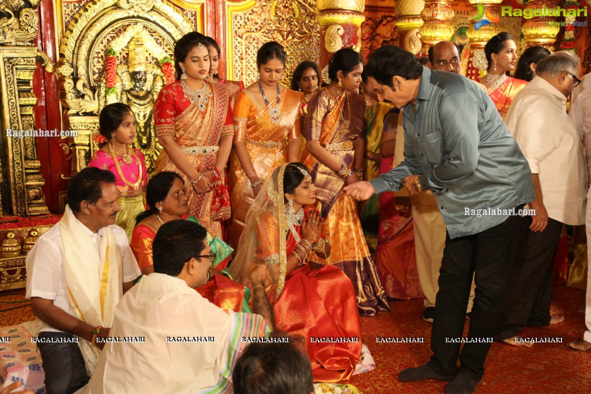 Kodi Ramakrishna's Youngest Daughter Pravalika And Mahesh Wedding