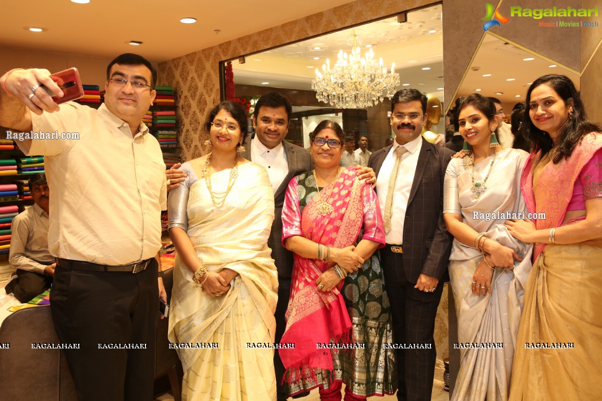 Manepally Jewellers Unveils Silverware Section at Its Dilsukhnagar Store