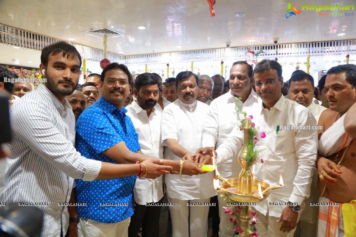 Mangalya Shopping Mall Launch at Chintal by Kajal Aggarwal