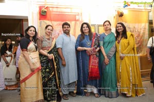 Santati Exhibition by Gaurang Shah