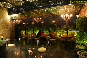 The Back Door Cafe & Bar at Jubilee Hills