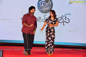 Father-Chitti-Uma-Karthik Prerelease Photos