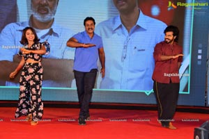 Father-Chitti-Uma-Karthik Prerelease Photos