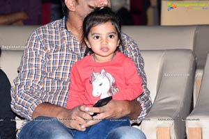 Father-Chitti-Uma-Karthik Prerelease Photos