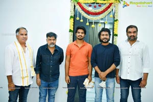 Ram Pothineni, Lingusamy, Srinivasaa SilverScreen Film Pooja