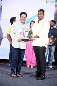 Sashi Team Celebrates Okey Oka Lokam Nuvvey Song Success