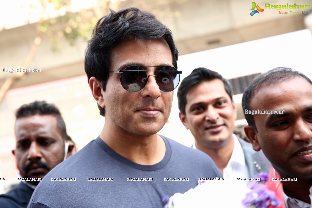 Ankura Hospitals Appoints Actor Sonu Sood as its Brand Ambassador